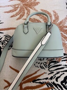 Guess Mini Dome Satchel